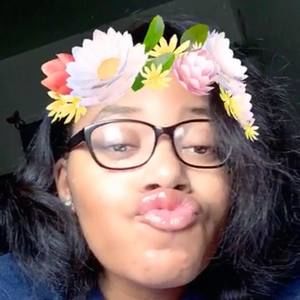 Meet your Posher, Saniyah